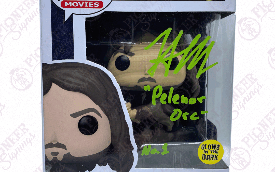 The Lord of the Rings – Aragorn – 1444 Funko Pop Signed by Henry Mortensen with Character Name – No.1 (CoA) G