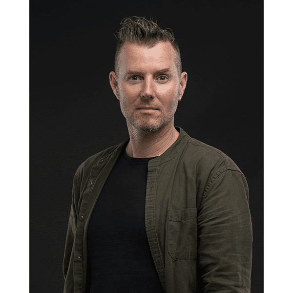 Daniel Falconer 1 - Weta Workshop - Pioneer Signings