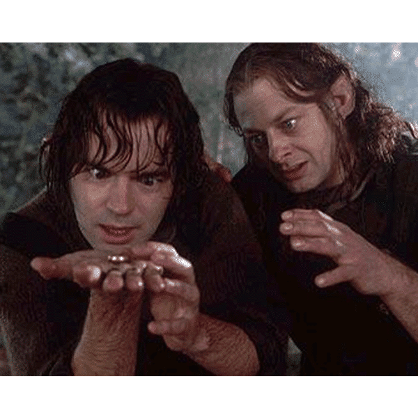 Thomas Robins - Deagol 2 - Lord of the Rings - Pioneer Signings