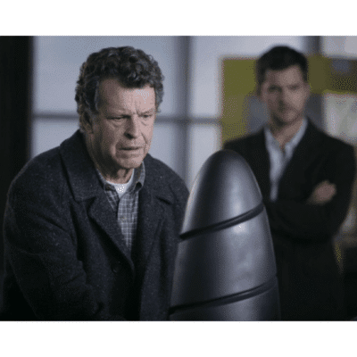 John Noble - Fringe - Pioneer Signings