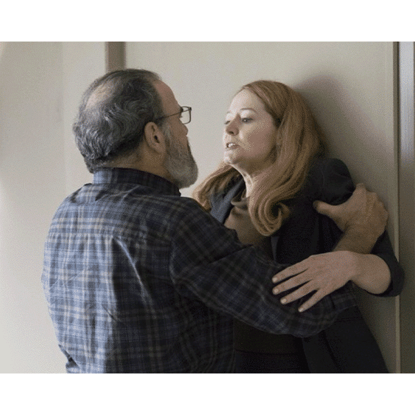Miranda Otto - Homeland 6 - Pioneer Signings